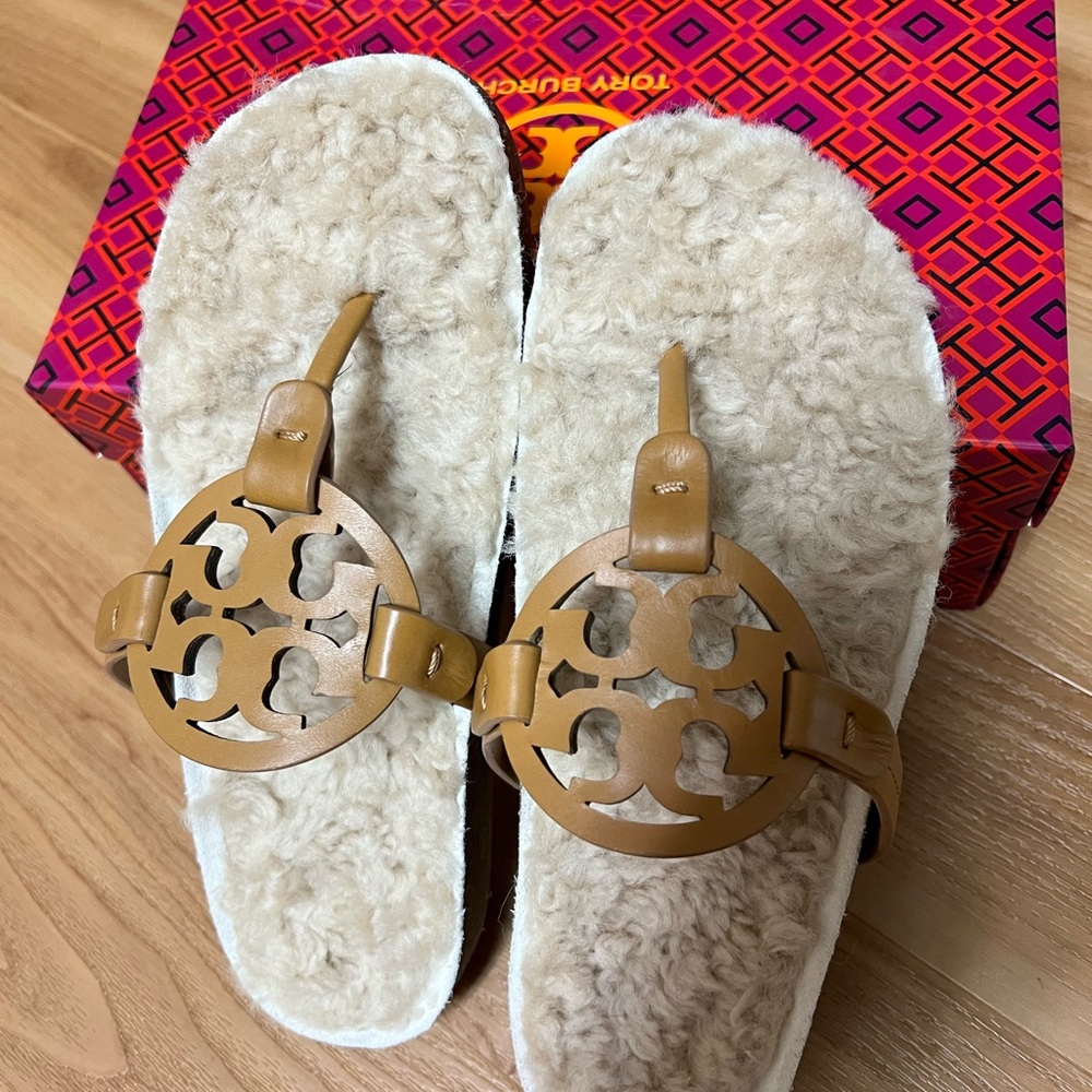 Tory Burch Miller cloud shearling sandal size 8